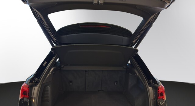 AUDI Q3 45 TFSI e S line Attraction S-tronic