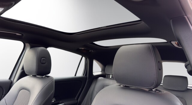 MERCEDES-BENZ GLA 250 e Progressive 8G-DCT