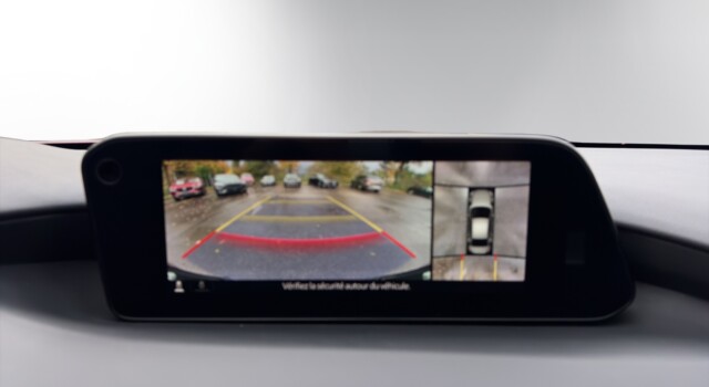 MAZDA 3 Sedan SKYACTIV-X M Hybrid 186 Ambition Plus