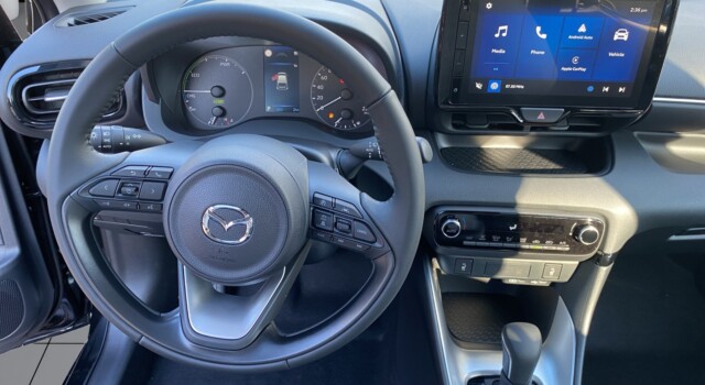 MAZDA 2 Hybrid Centre-line