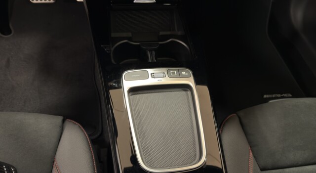 MERCEDES-BENZ A 250 4Matic 8G-DCT