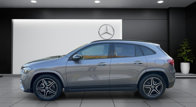 MERCEDES-BENZ GLA 250 4Matic 8G-DCT Swiss Star