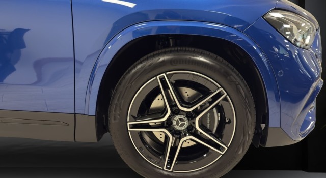MERCEDES-BENZ GLA 220 4Matic 8G-DCT