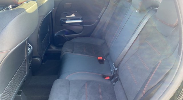 MERCEDES-BENZ GLA 250 4Matic 8G-DCT Swiss Star