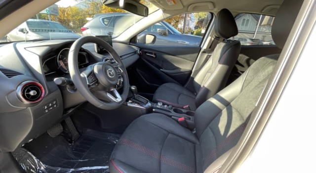 MAZDA 2 SKYACTIV-G 90 Homura Aka Automat