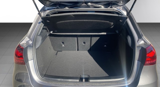 MERCEDES-BENZ A 250 4Matic 8G-DCT