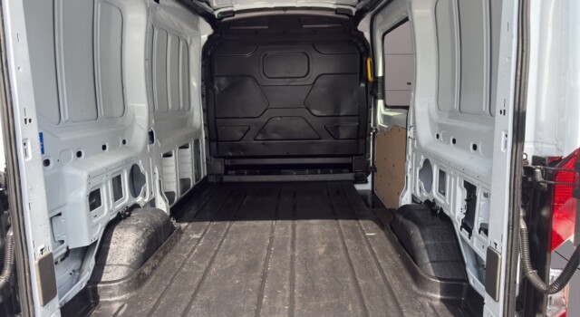 FORD E-TRANSIT Van 350 L2 Trend RWD 68kWh