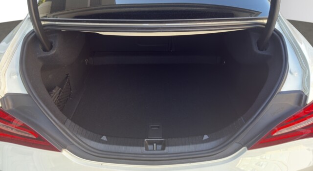 MERCEDES-BENZ CLA 45 AMG 4Matic Speedshift