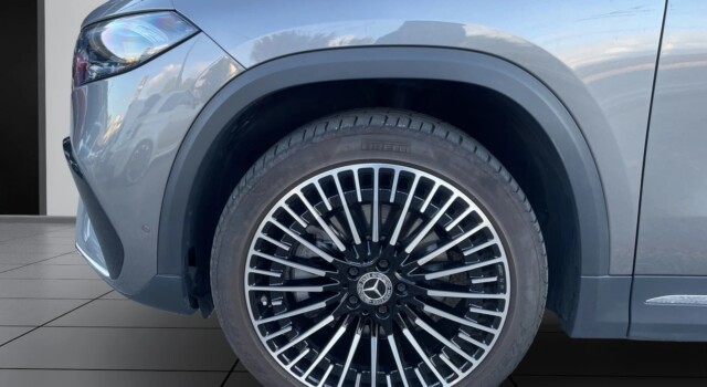 MERCEDES-BENZ EQA 250 AMG Line