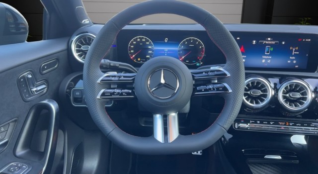 MERCEDES-BENZ A 220 4Matic 8G-DCT