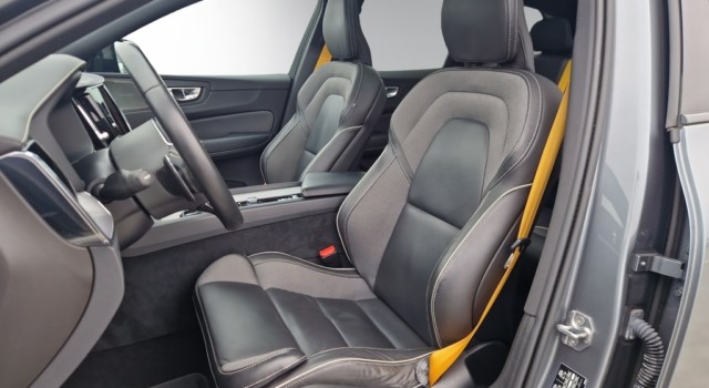 VOLVO XC60 T8 eAWD Polestar