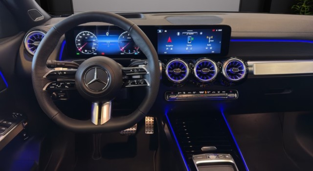 MERCEDES-BENZ GLB 220 d 4Matic 8G-Tronic