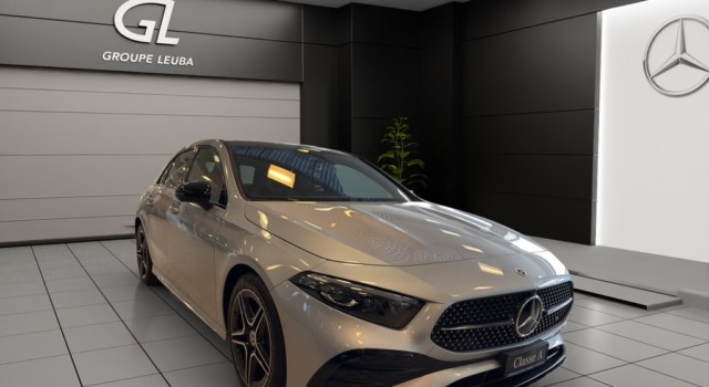 MERCEDES-BENZ A 200 Night Star 7G-DCT
