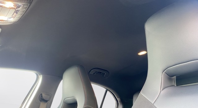 MERCEDES-BENZ A 180 Night Star AMG Line