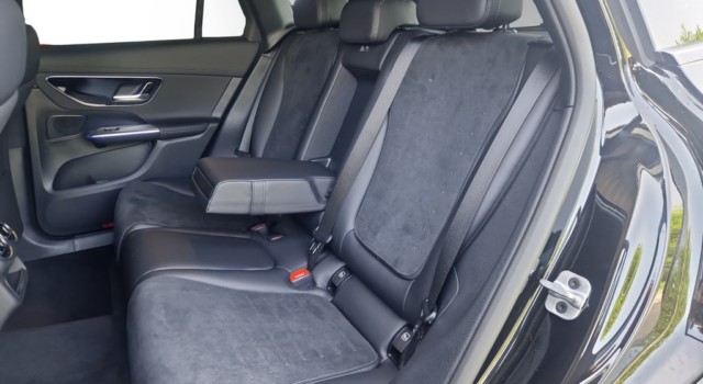 MERCEDES-BENZ GLC 300 e 4Matic EQ Star 9G-Tronic