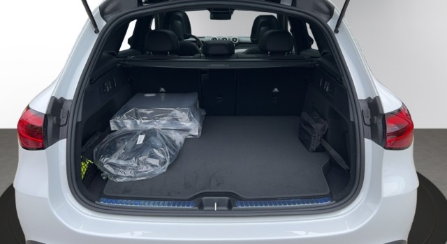 MERCEDES-BENZ GLC 300 e 4Matic EQ Star 9G-Tronic