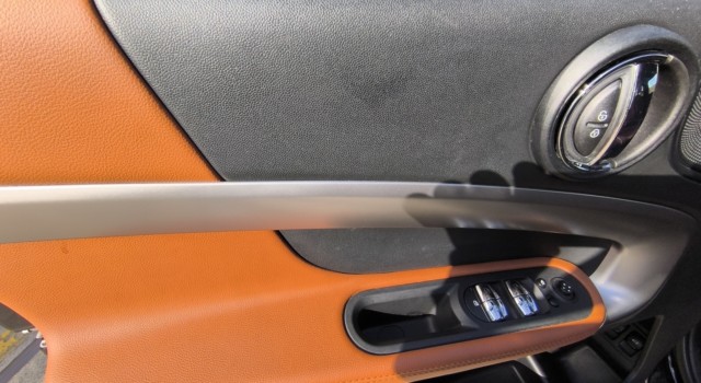 MINI COUNTRYMAN CooperSE Trafa