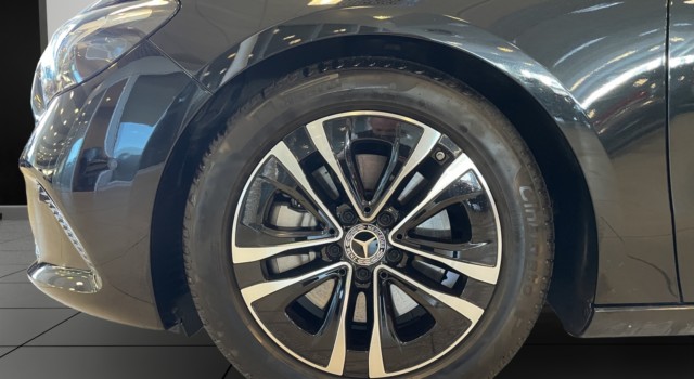 MERCEDES-BENZ B 220 4Matic 8G-DCT