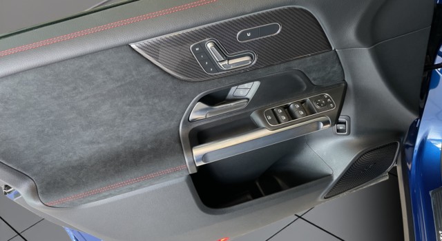 MERCEDES-BENZ GLB 220 4Matic 8G-Tronic
