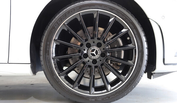 MERCEDES-BENZ CLA 250 CLA Shooting Brake 250 e 8G-DCT AMG Line