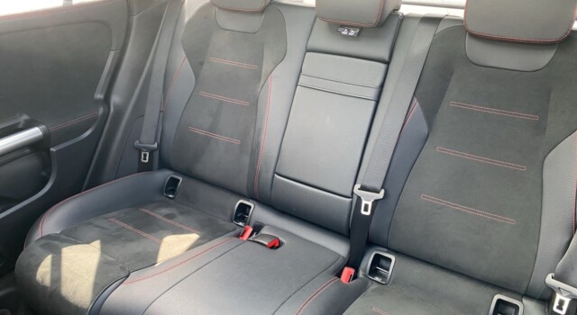 MERCEDES-BENZ EQA 350 AMG Line 4Matic