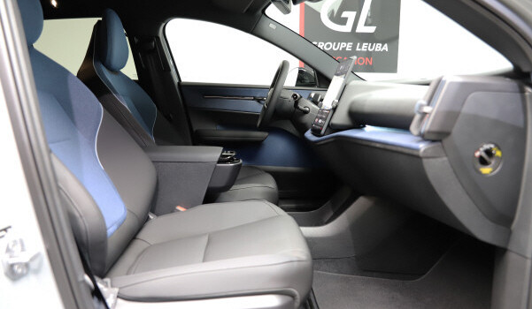 VOLVO EX 30 EX30 E60 69kWh Ext RaPlus