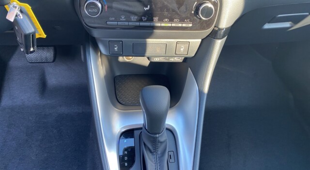 MAZDA 2 Hybrid Centre-line