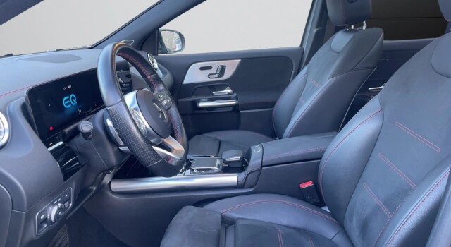 MERCEDES-BENZ EQA 250 AMG Line