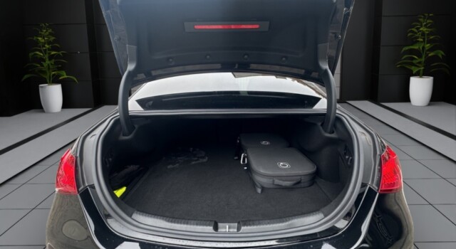 MERCEDES-BENZ C 300 de 4Matic AMG Line