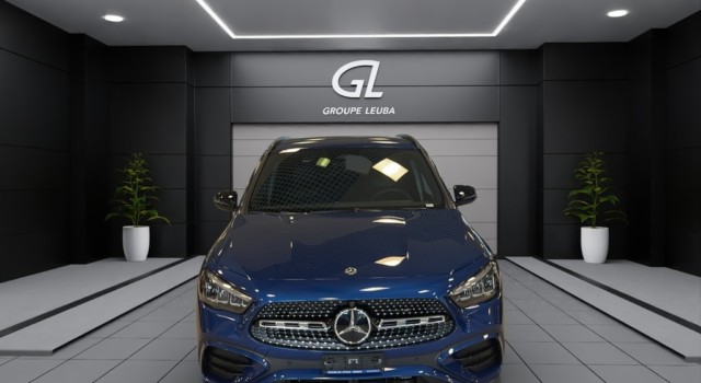 MERCEDES-BENZ GLA 200 7G-DCT