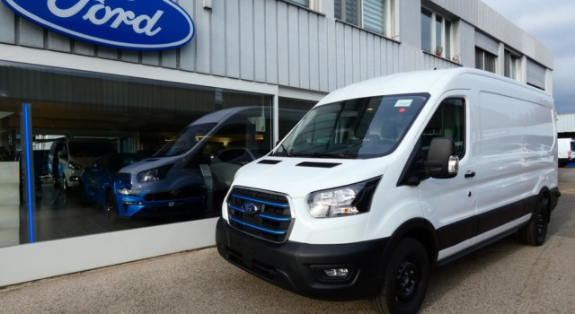 FORD E-TRANSIT Van 350 L2 Trend RWD