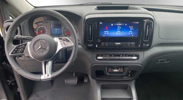 MERCEDES-BENZ VITO 116 CDI Lang Tourer 9G-Tronic 4M Select
