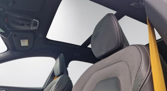 VOLVO XC60 T8 eAWD Polestar
