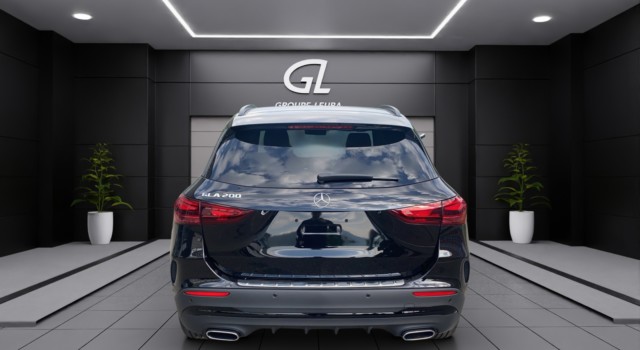 MERCEDES-BENZ GLA 200 7G-DCT
