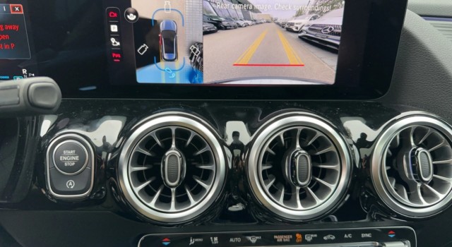 MERCEDES-BENZ GLA 250 4Matic 8G-DCT Swiss Star