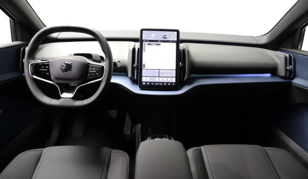 VOLVO EX 30 EX30 E60 69kWh Ext RaPlus