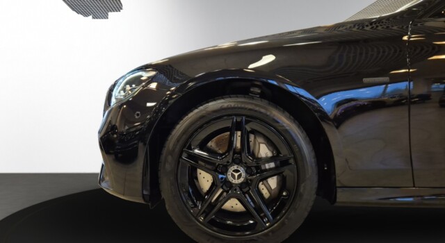 MERCEDES-BENZ E 300 de T 4Matic AMG Line 9G-Tronic