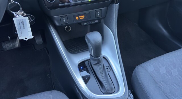 MAZDA 2 Hybrid Centre-line