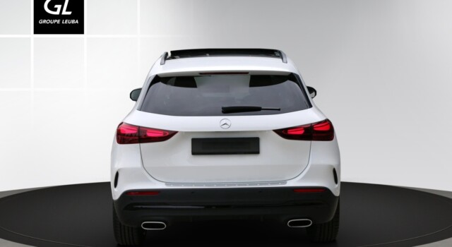 MERCEDES-BENZ GLA 220 4Matic 8G-DCT
