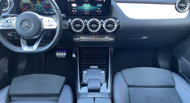 MERCEDES-BENZ EQA 250 AMG Line