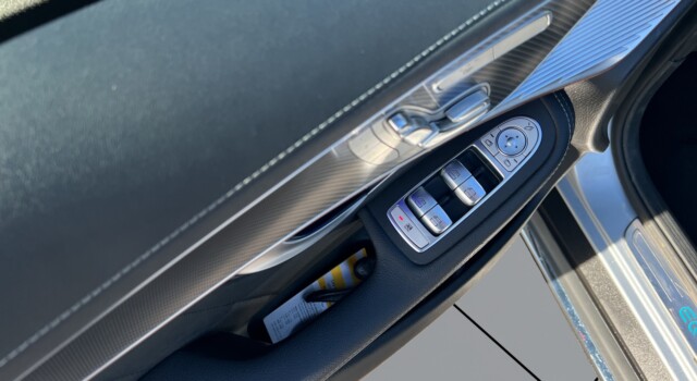 MERCEDES-BENZ EQC 400 AMG Line 4Matic