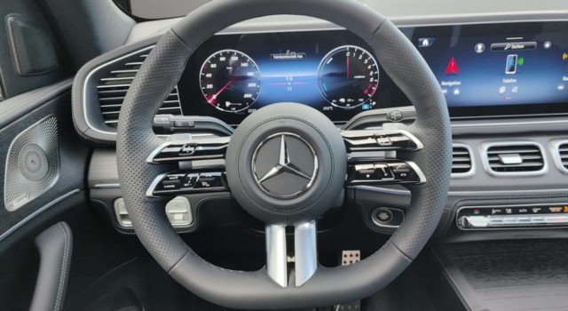 MERCEDES-BENZ GLE 400 e 4Matic 9G-Tronic