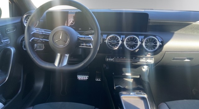 MERCEDES-BENZ A 250 4Matic 8G-DCT