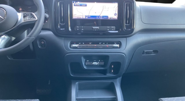 MERCEDES-BENZ VITO 116 CDI Lang Base Tourer 4Matic 9G-Tronic