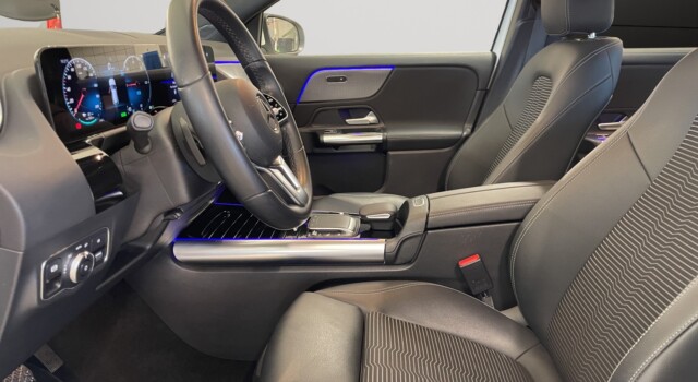 MERCEDES-BENZ EQA 350 4Matic