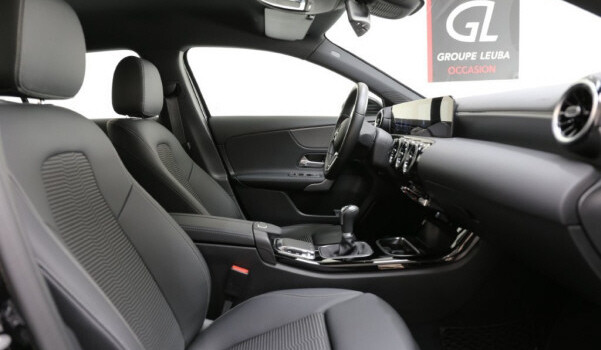 MERCEDES-BENZ A 200 Progressive