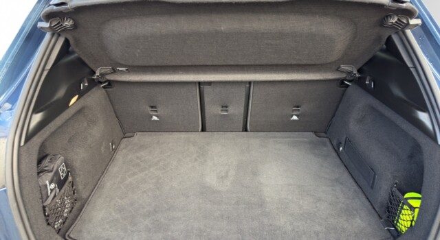 MERCEDES-BENZ EQA 350 AMG Line 4Matic