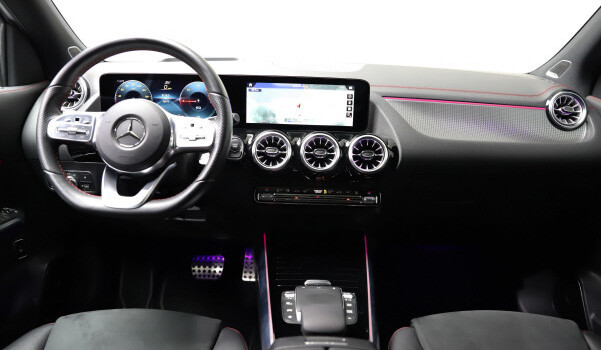 MERCEDES-BENZ EQA 250 AMG Line AMG Line