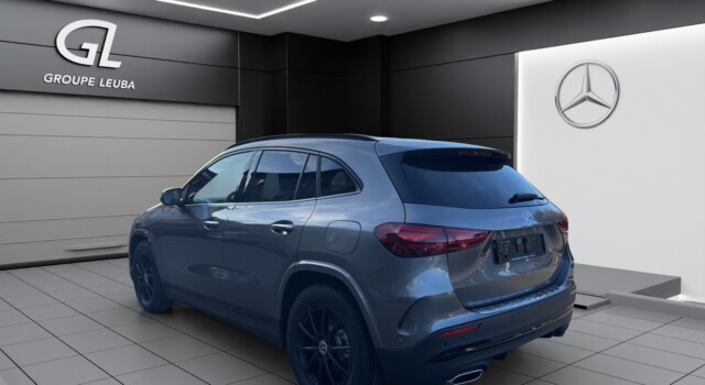 MERCEDES-BENZ GLA 220 4Matic 8G-DCT
