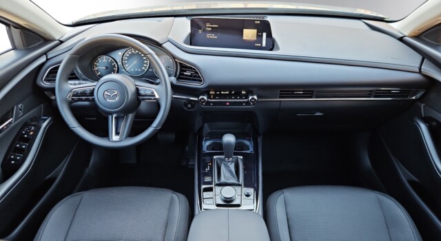 MAZDA CX-30 SKYACTIV-X 186 M Hybrid Centre Line AWD AT